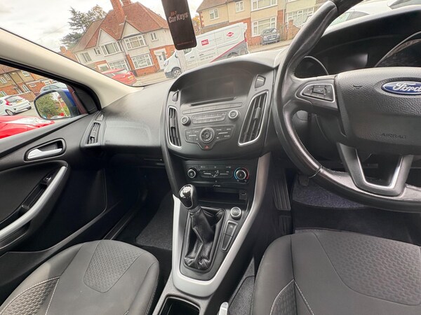 Used Ford Focus 2015 for sale - 76137935: Photo 28