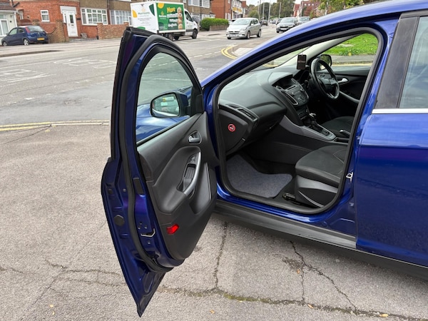 Used Ford Focus 2015 for sale - 76137935: Photo 47