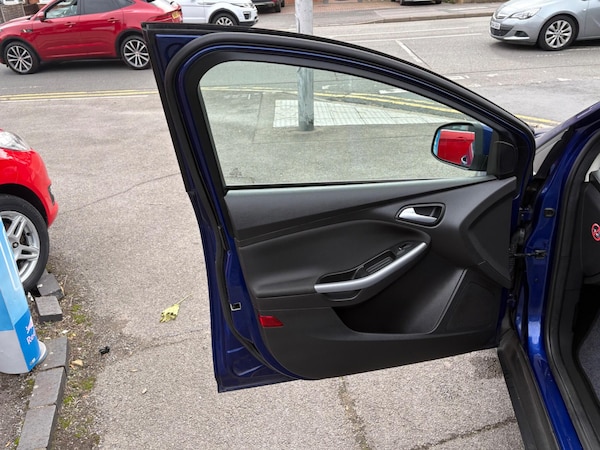 Used Ford Focus 2015 for sale - 76137935: Photo 48