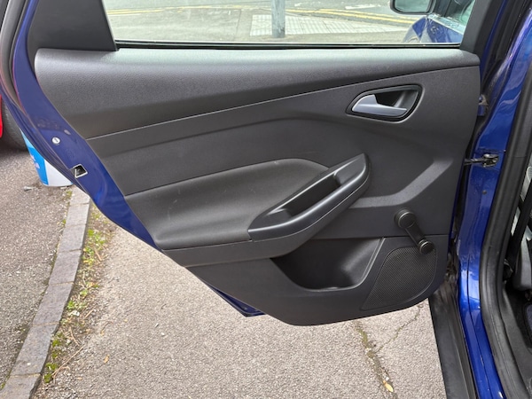 Used Ford Focus 2015 for sale - 76137935: Photo 52