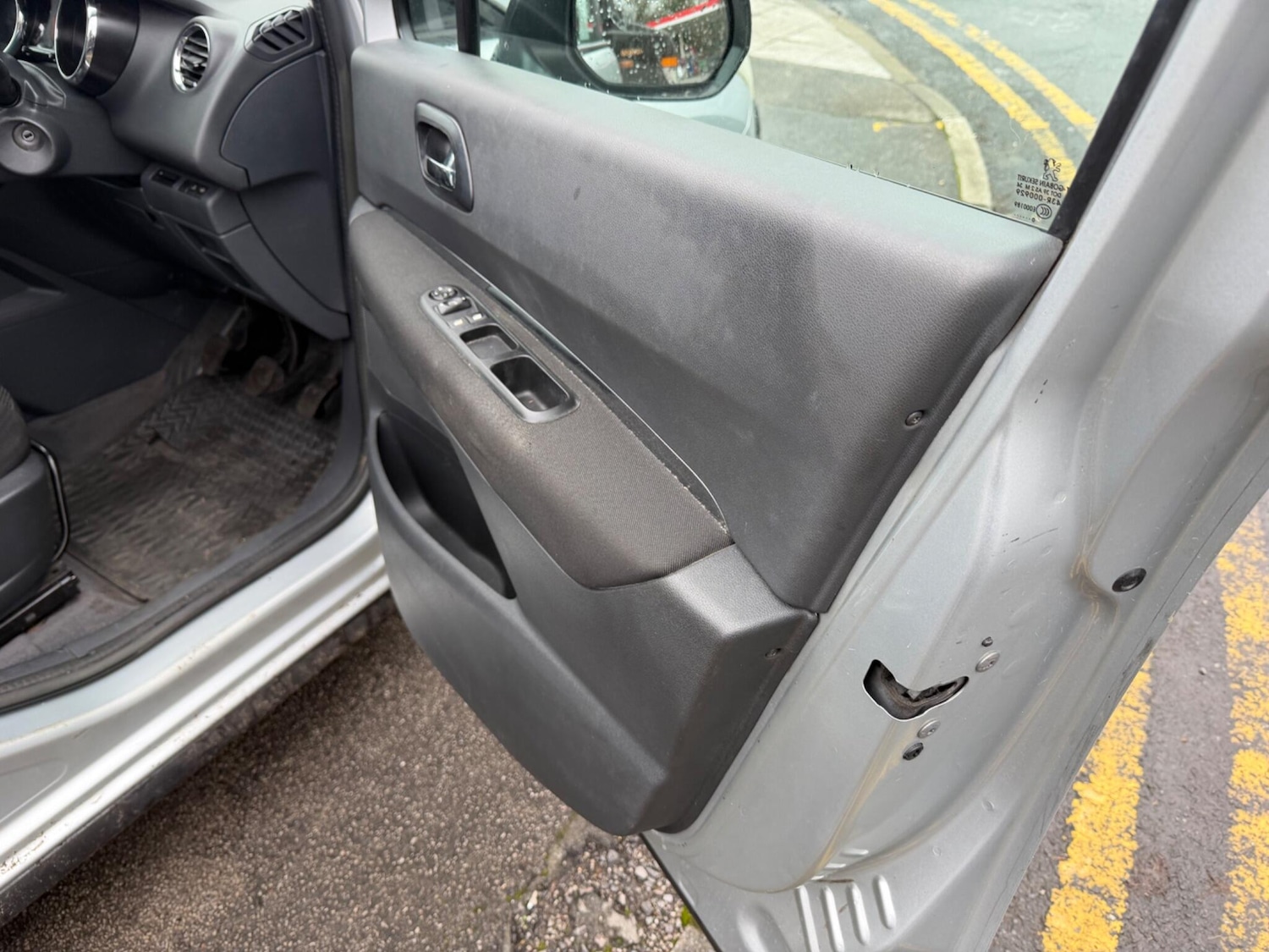 Used Peugeot 3008 2010 for sale - 77626077: Photo 46