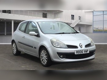Used Renault Clio 2006 for sale - 77343870: Photo