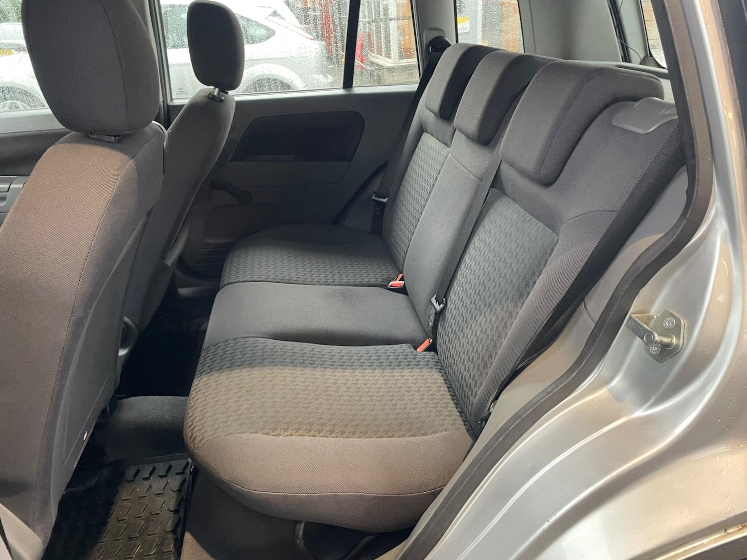 Used Ford Fusion 2003 for sale - 77345334: Photo 24