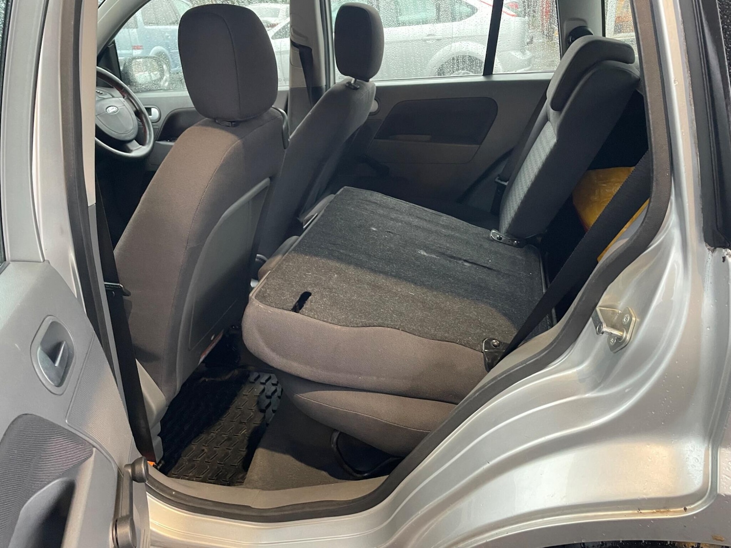 Used Ford Fusion 2003 for sale - 77345334: Photo 28