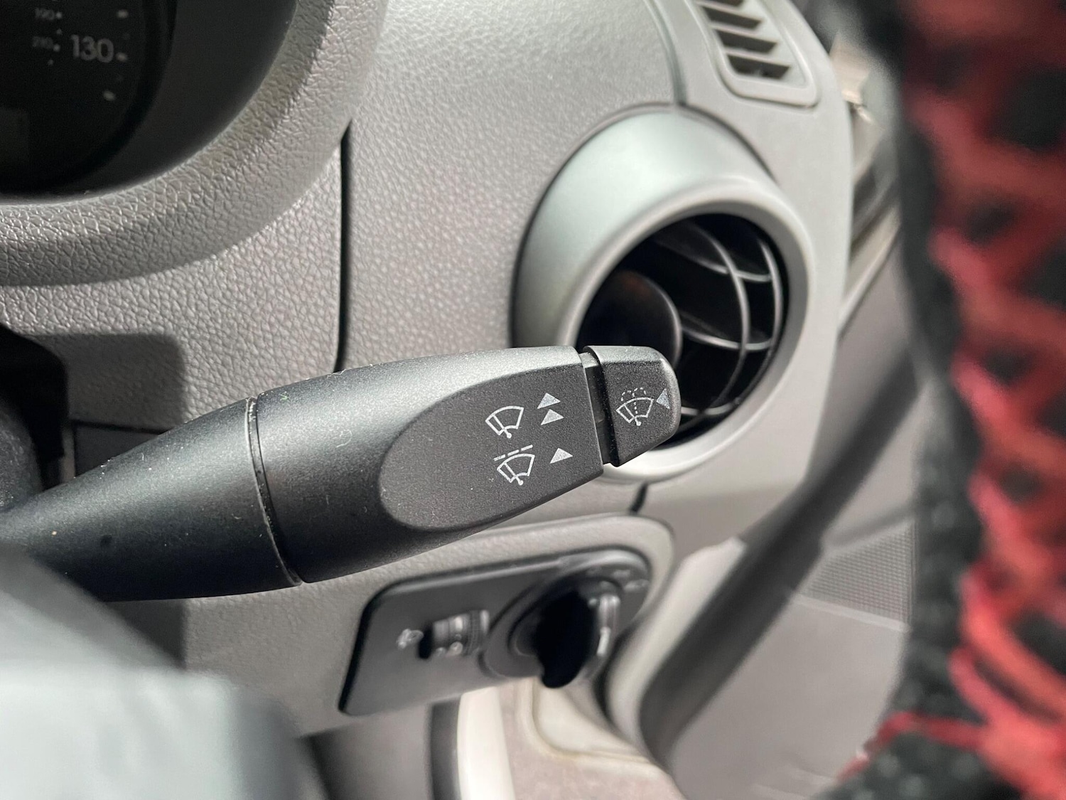 Used Ford Fusion 2003 for sale - 77345334: Photo 32