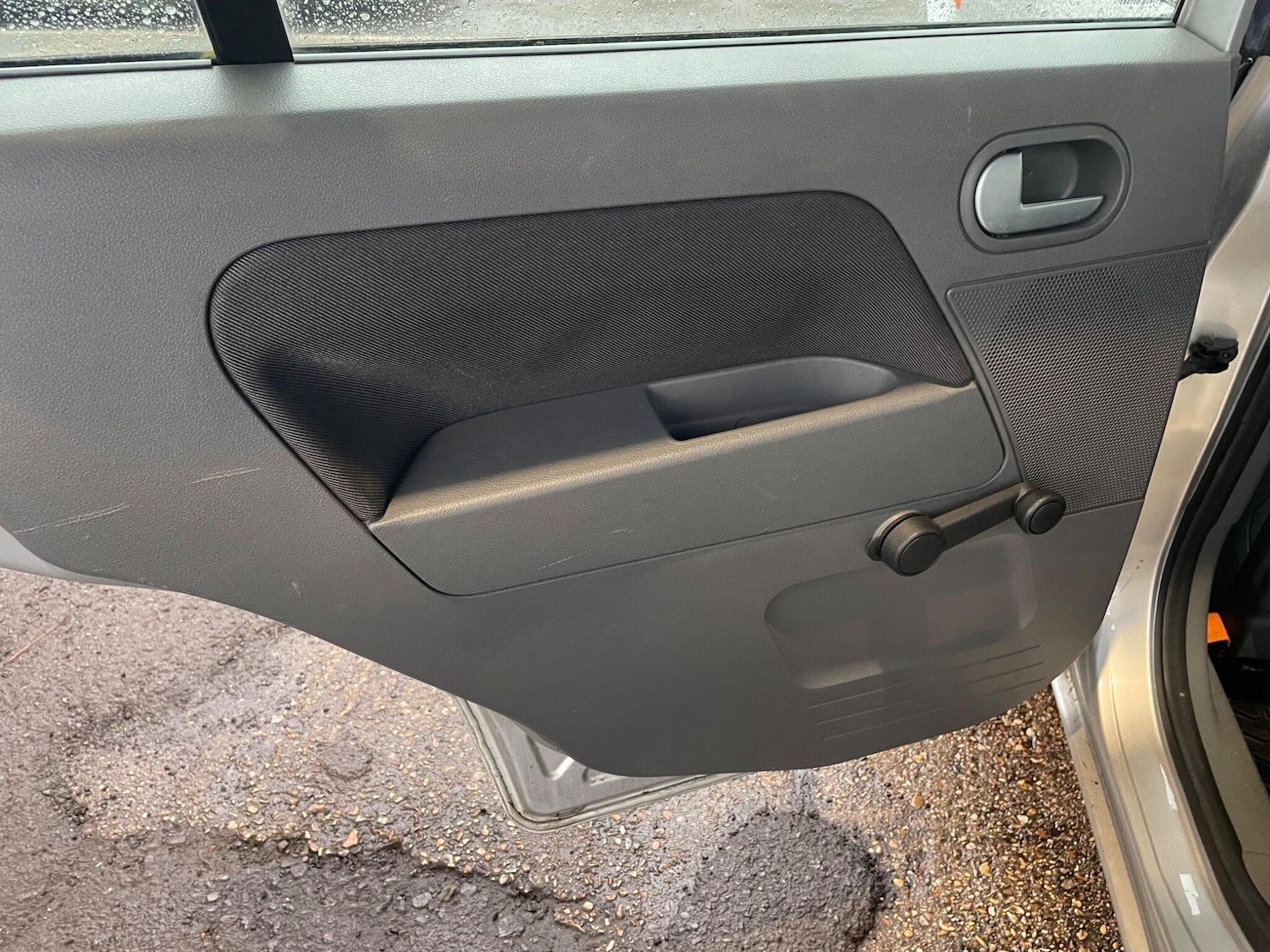 Used Ford Fusion 2003 for sale - 77345334: Photo 41