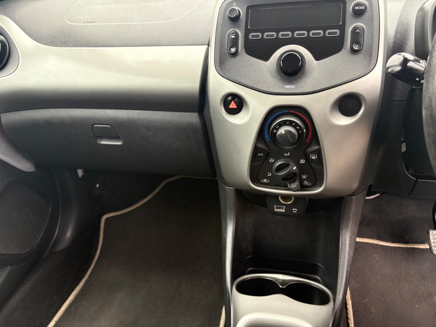 Used Toyota AYGO 2016 for sale - 76657088: Photo 20