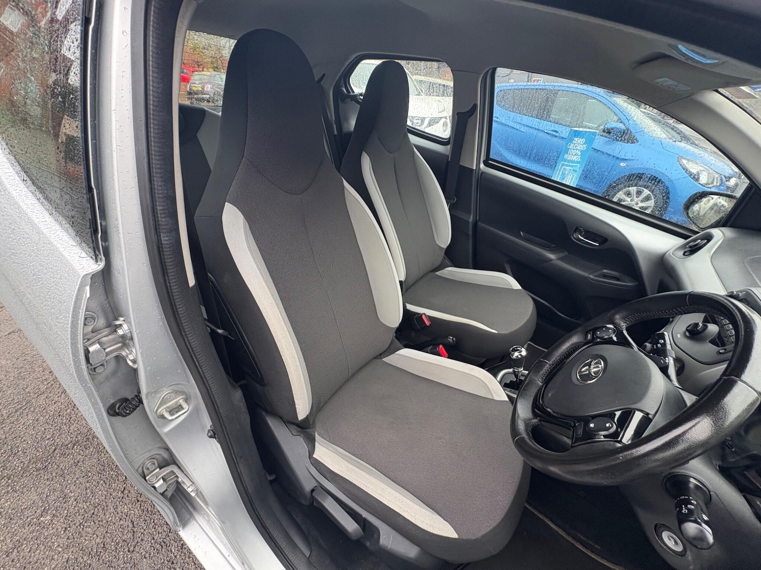 Used Toyota AYGO 2016 for sale - 76657088: Photo 24