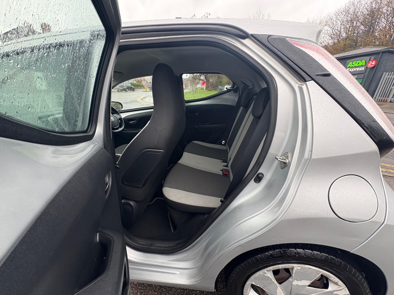 Used Toyota AYGO 2016 for sale - 76657088: Photo 26