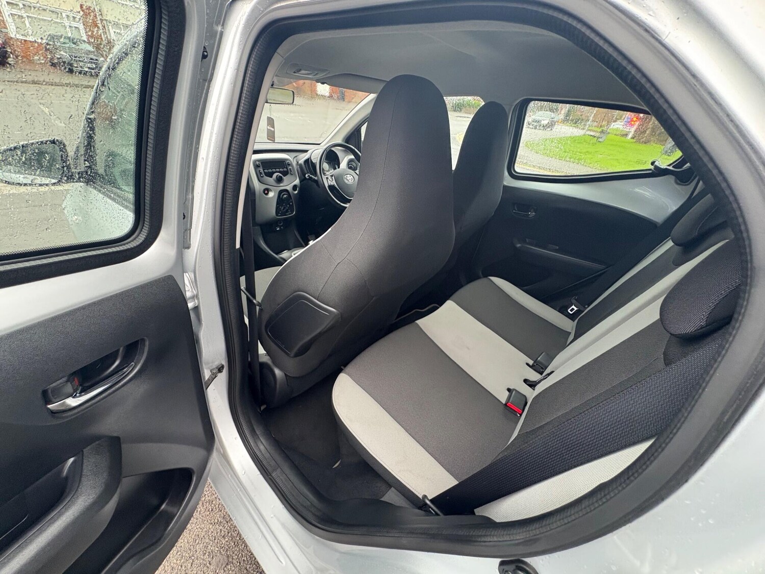 Used Toyota AYGO 2016 for sale - 76657088: Photo 27