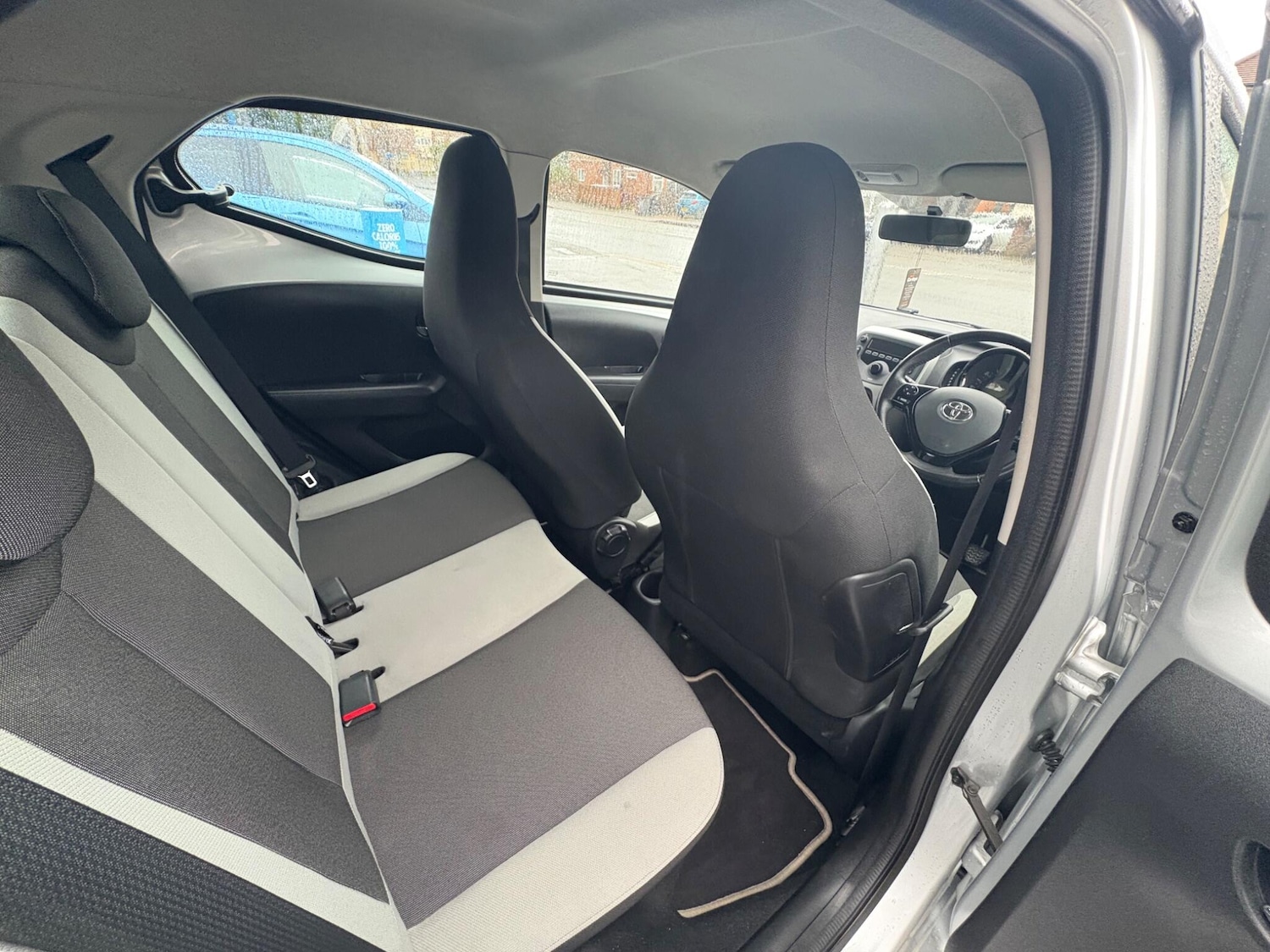 Used Toyota AYGO 2016 for sale - 76657088: Photo 32