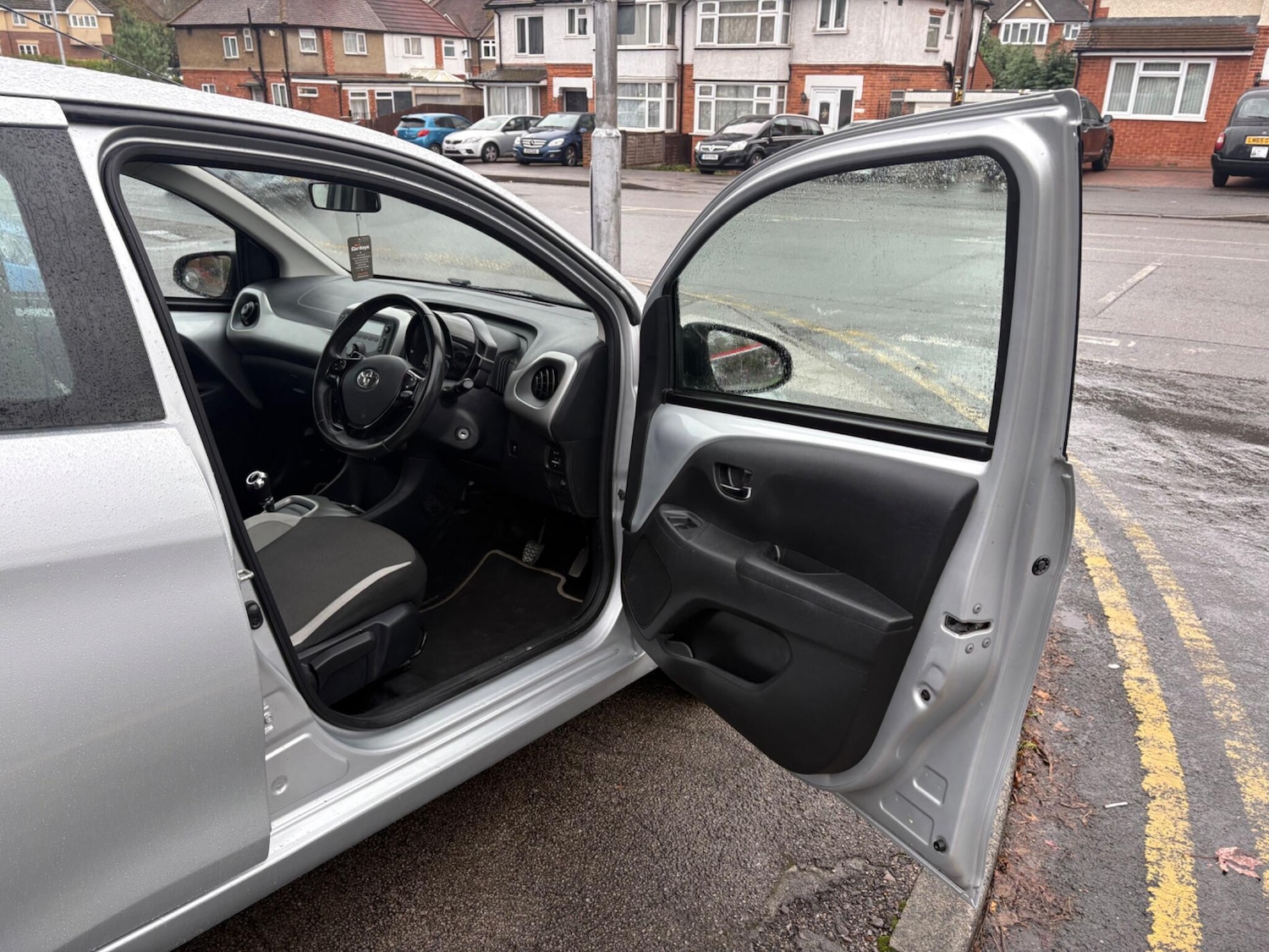 Used Toyota AYGO 2016 for sale - 76657088: Photo 39