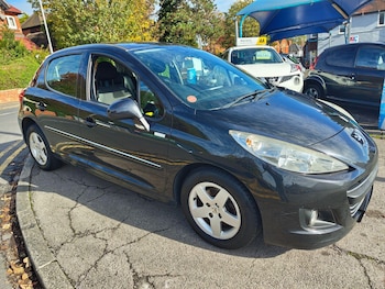 Peugeot - 207