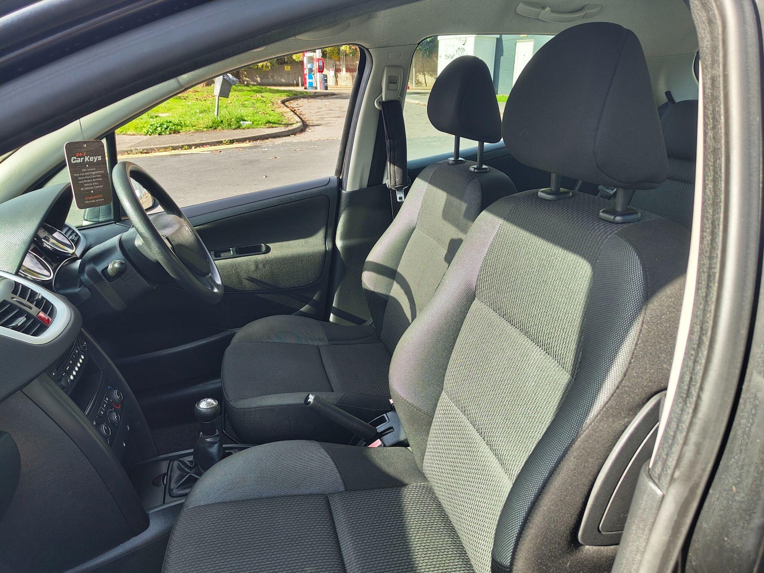 Used Peugeot 207 2010 for sale - 76325897: Photo 45