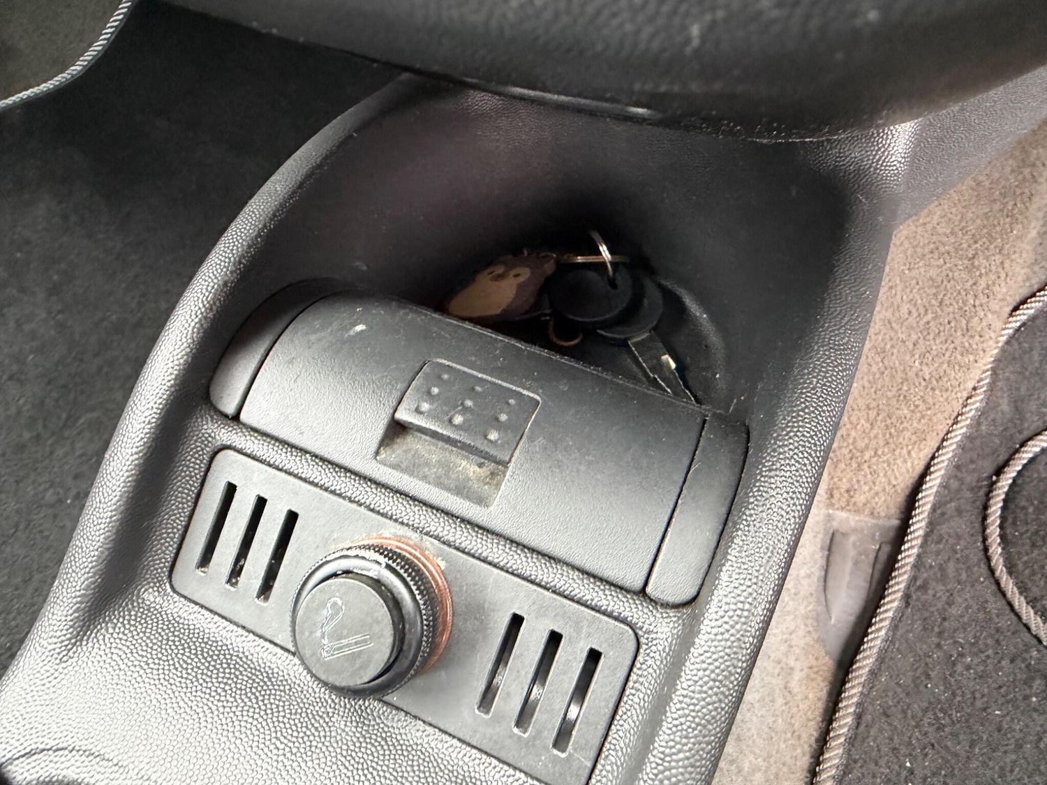 Used Vauxhall Corsa 2002 for sale - 77396555: Photo 28