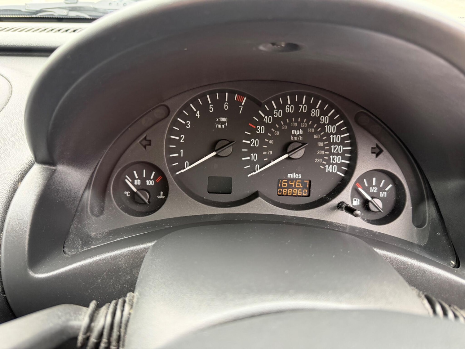 Used Vauxhall Corsa 2002 for sale - 77396555: Photo 55