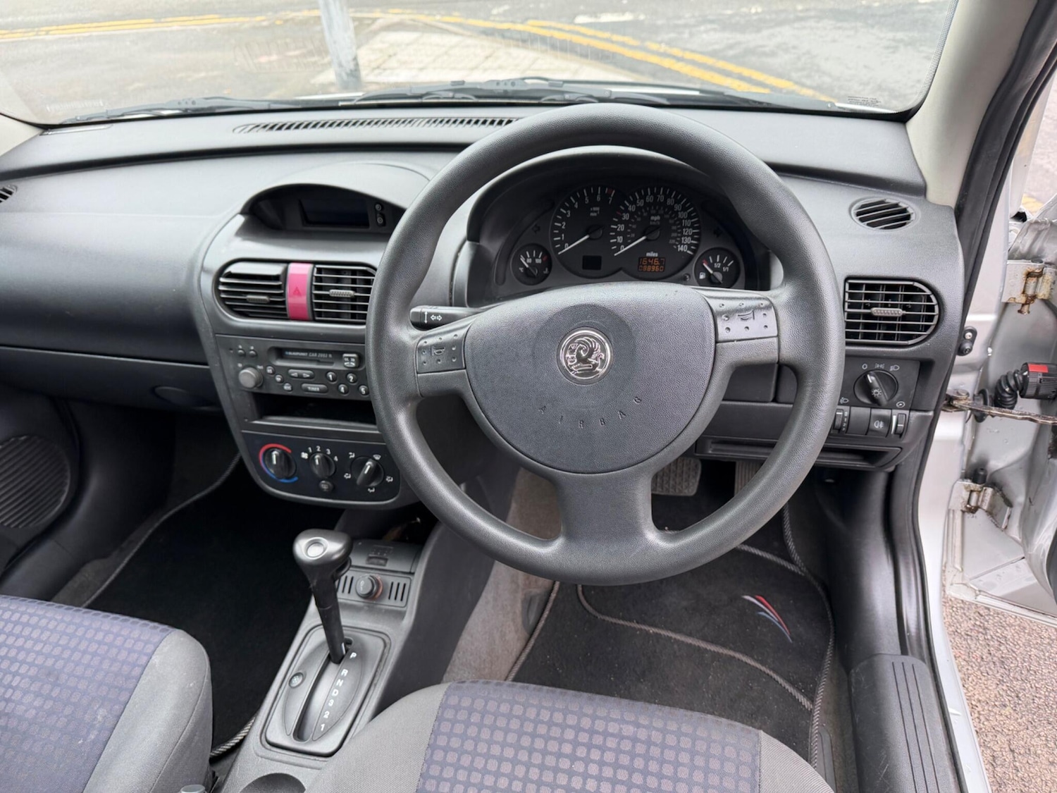 Used Vauxhall Corsa 2002 for sale - 77396555: Photo 62