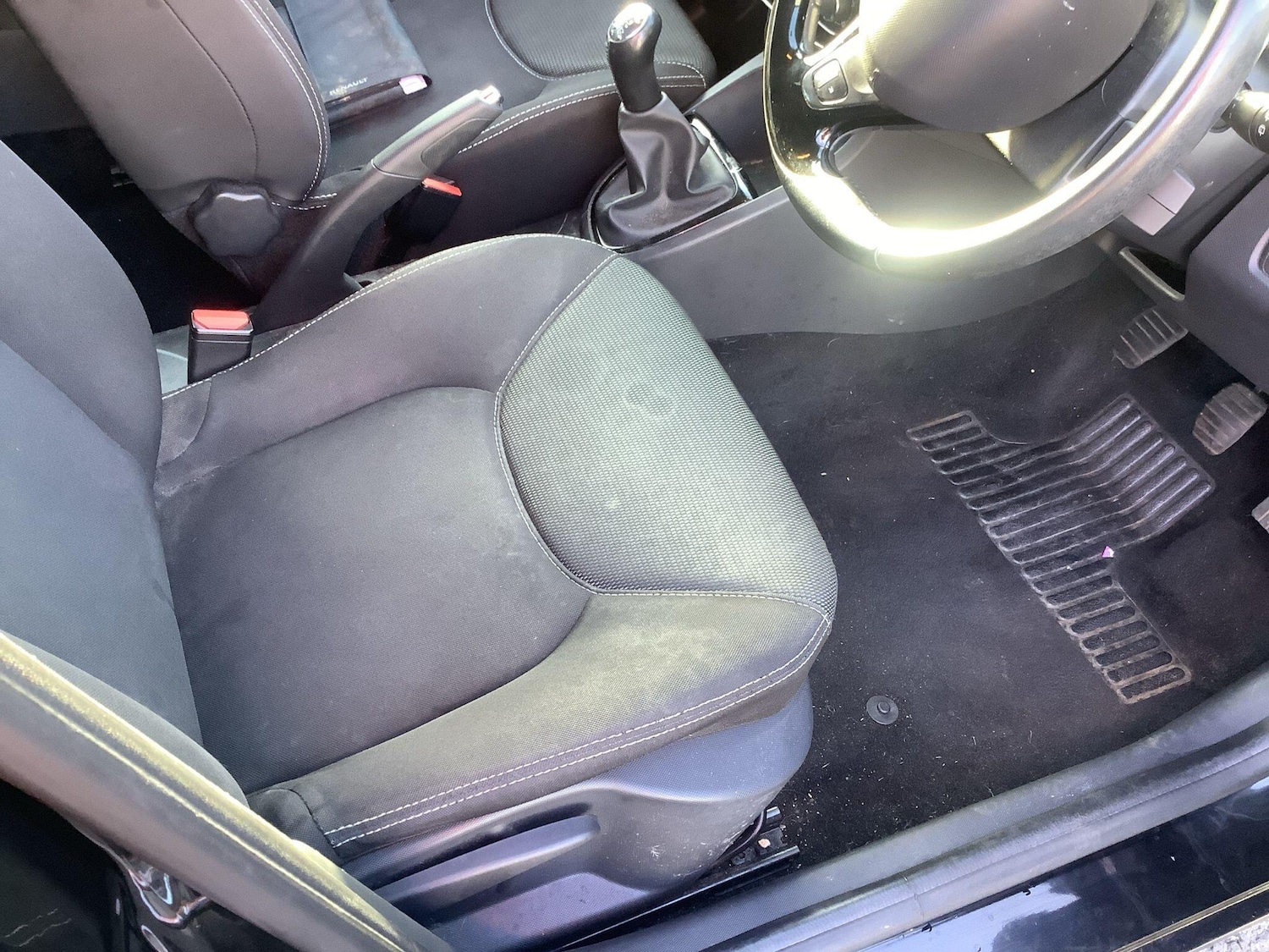 Used Renault Clio 2014 for sale - 76512072: Photo 13