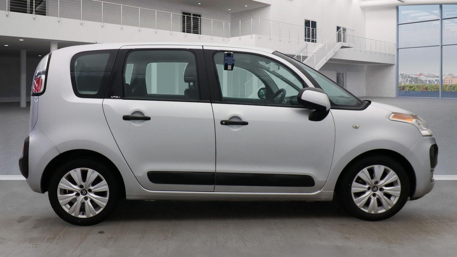 Used Citroen C3 Picasso for sale - 76592609: Photo 10