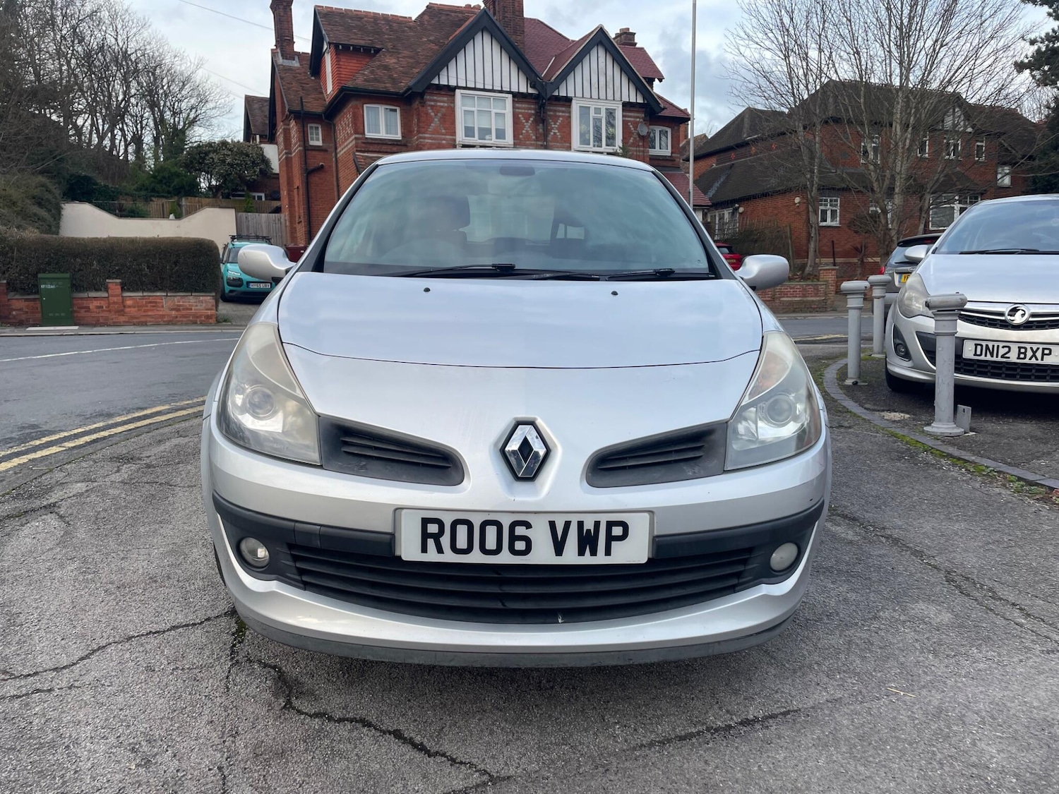 Used Renault Clio for sale - 77496251: Photo 2