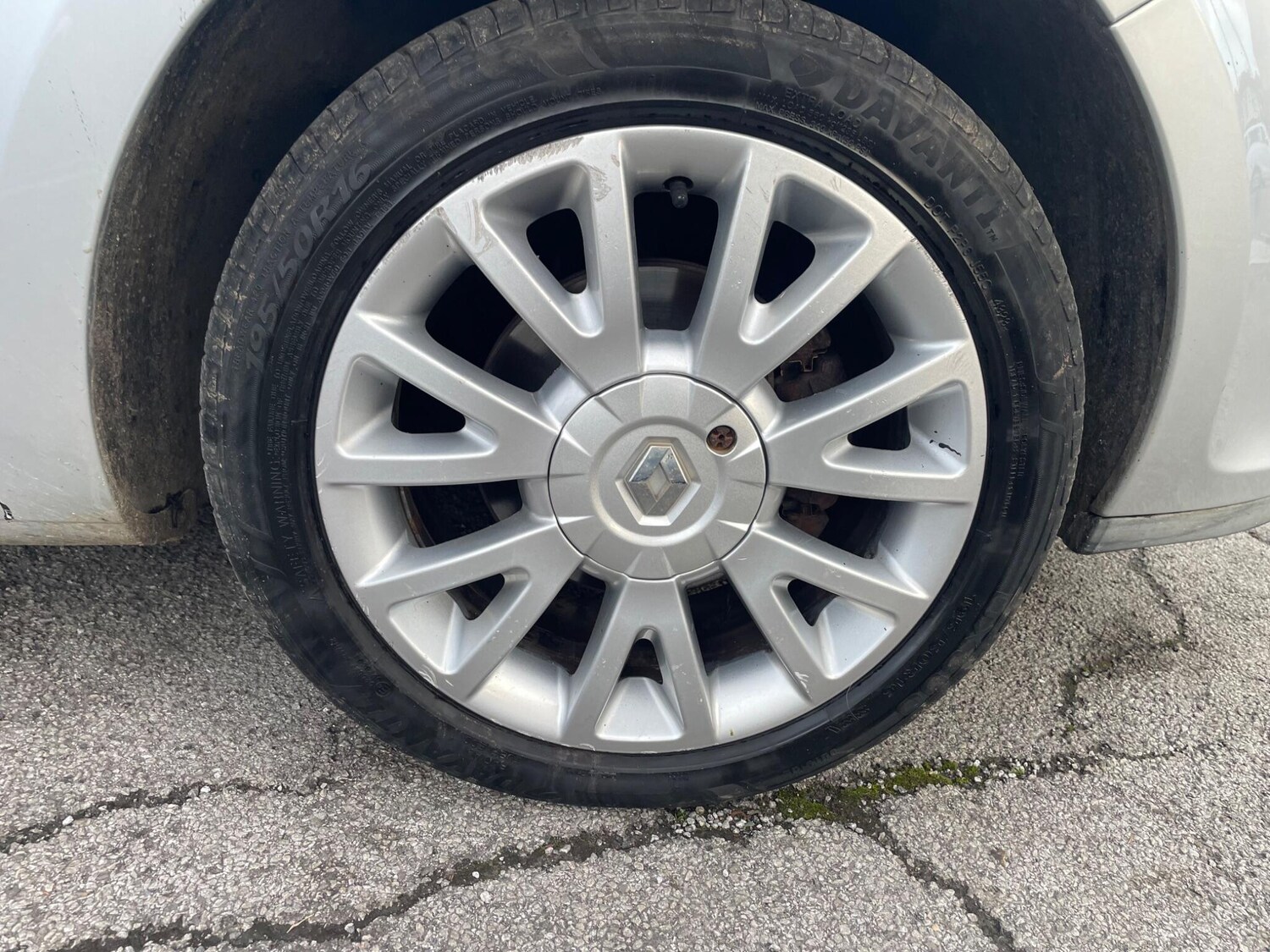 Used Renault Clio for sale - 77496251: Photo 28