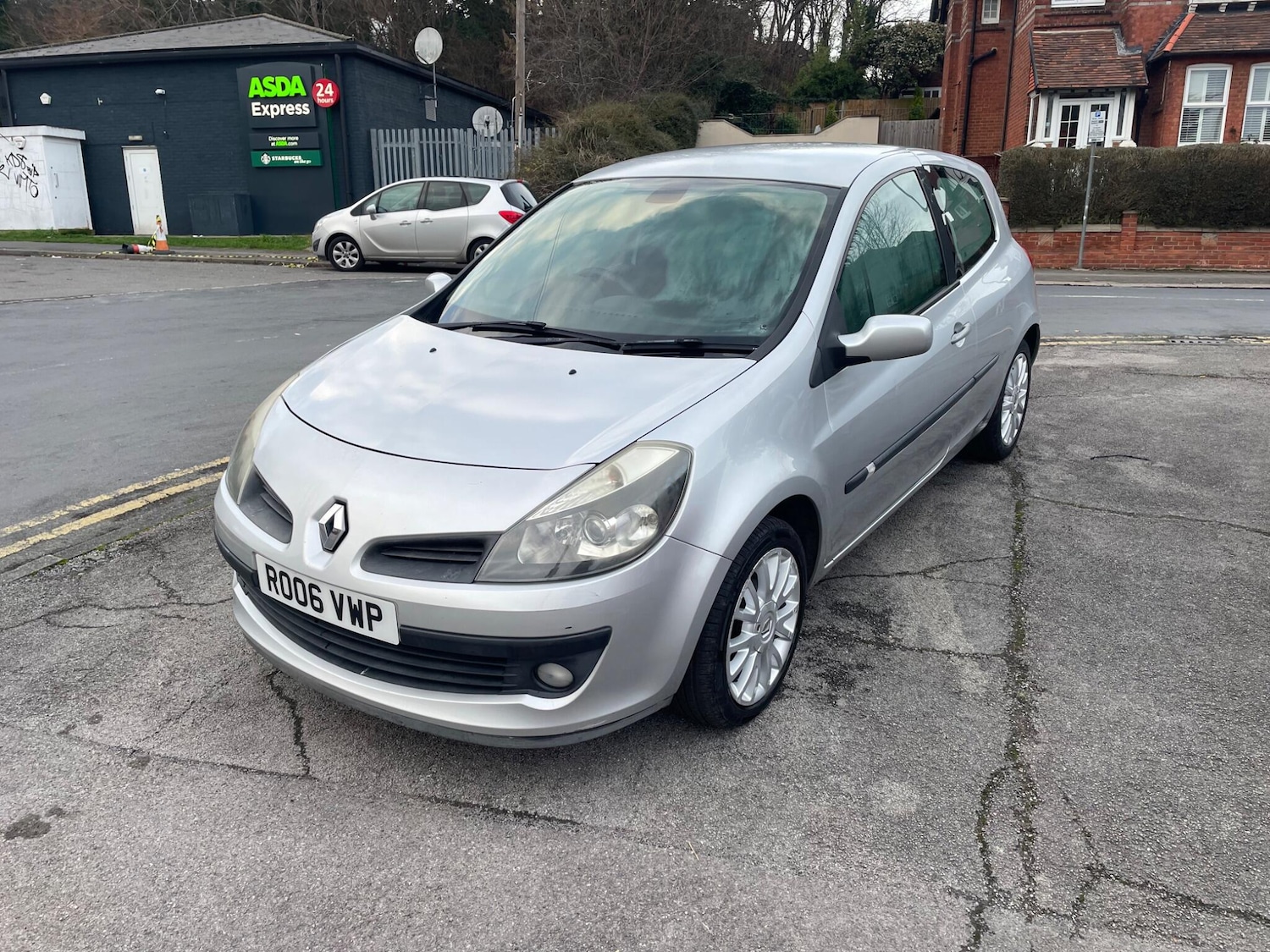 Used Renault Clio for sale - 77496251: Photo 3
