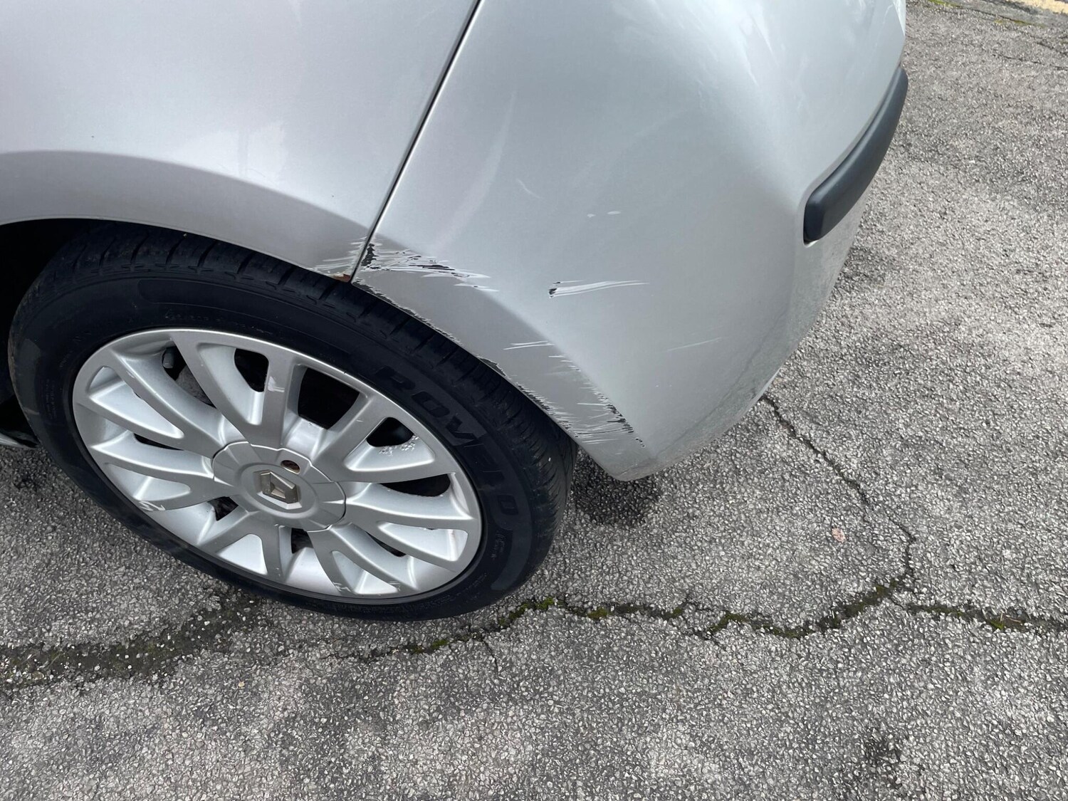 Used Renault Clio for sale - 77496251: Photo 32