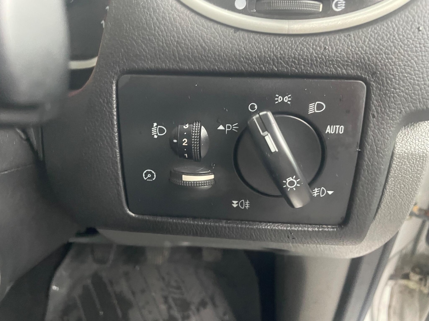 Used Ford Focus 2011 for sale - 77331006: Photo 30