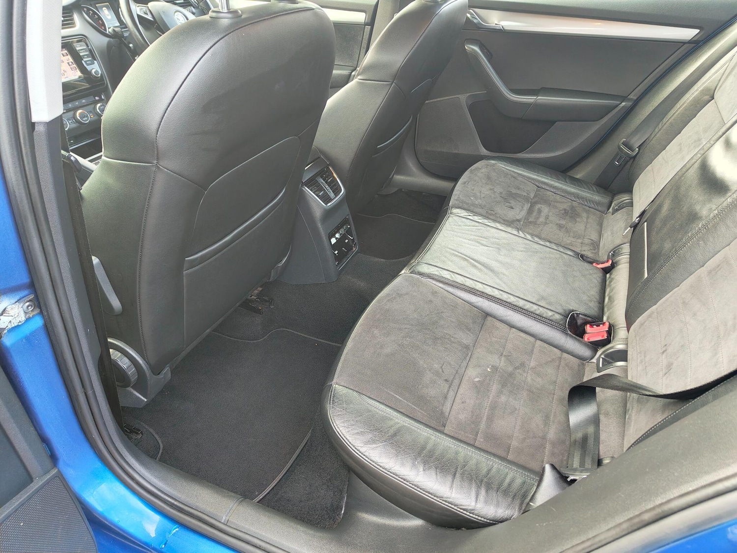 Used Skoda Octavia 2015 for sale - 77074785: Photo 41