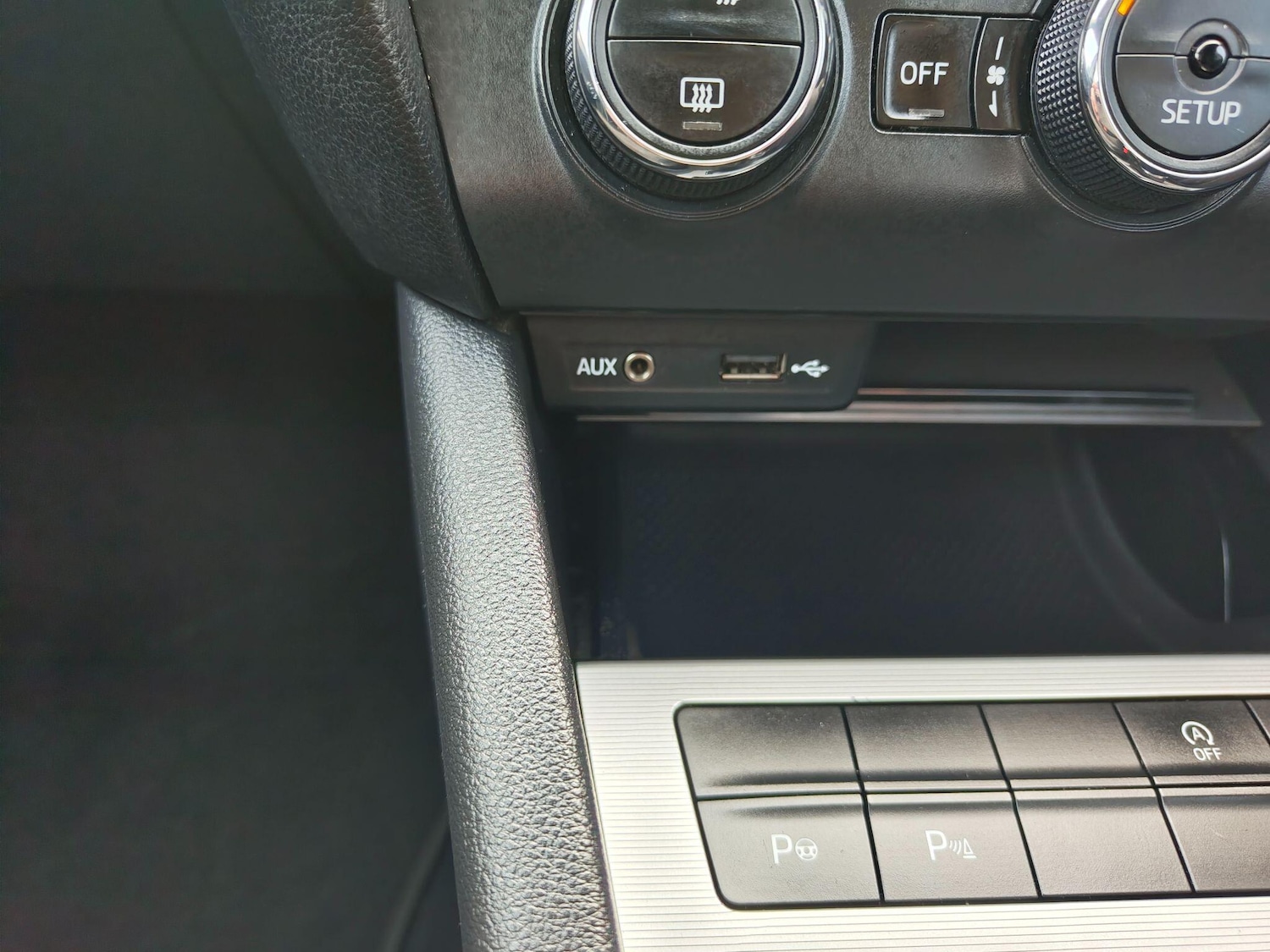 Used Skoda Octavia 2015 for sale - 77074785: Photo 67