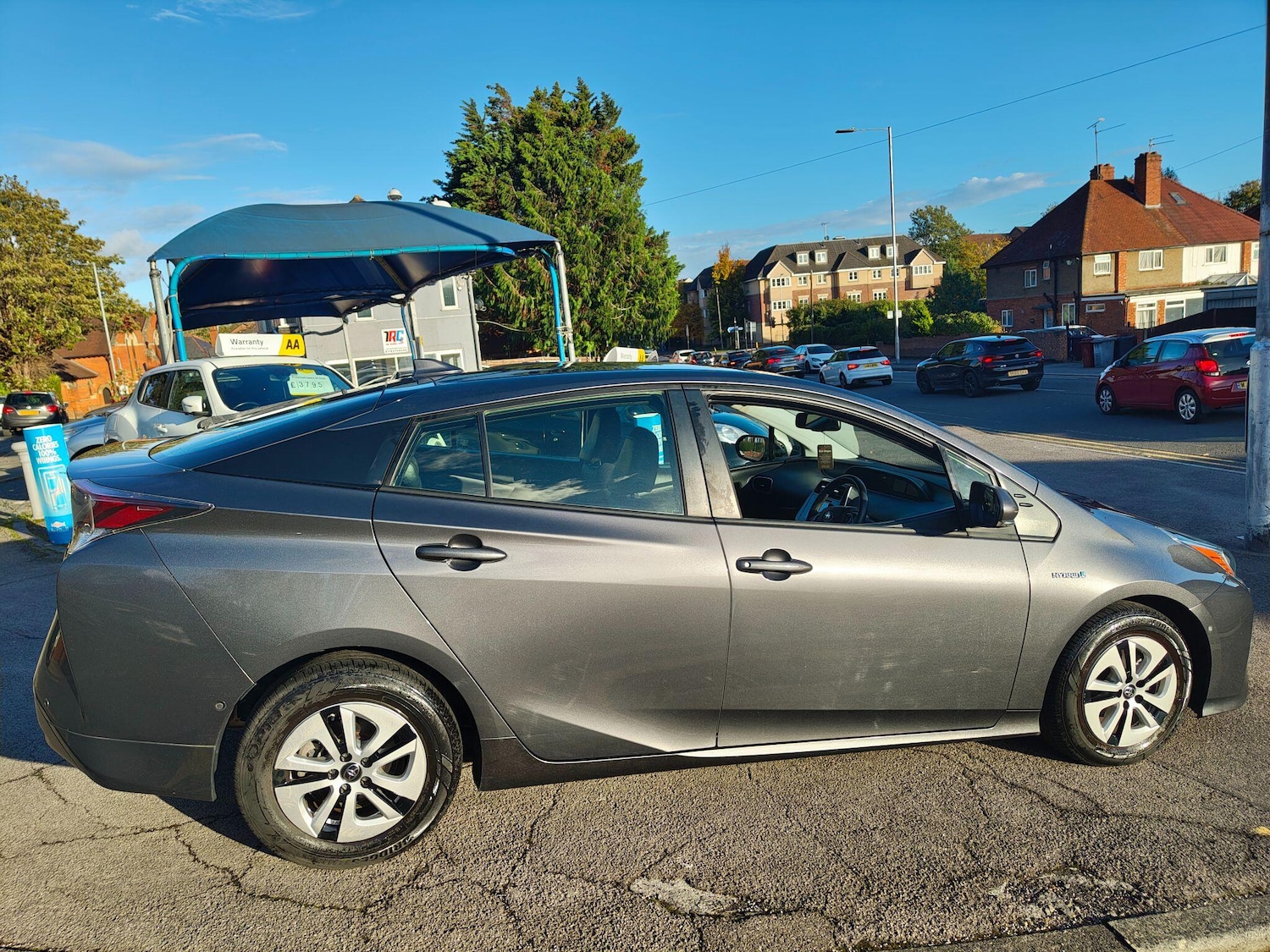 Used Toyota Prius 2018 for sale - 76360628: Photo 14