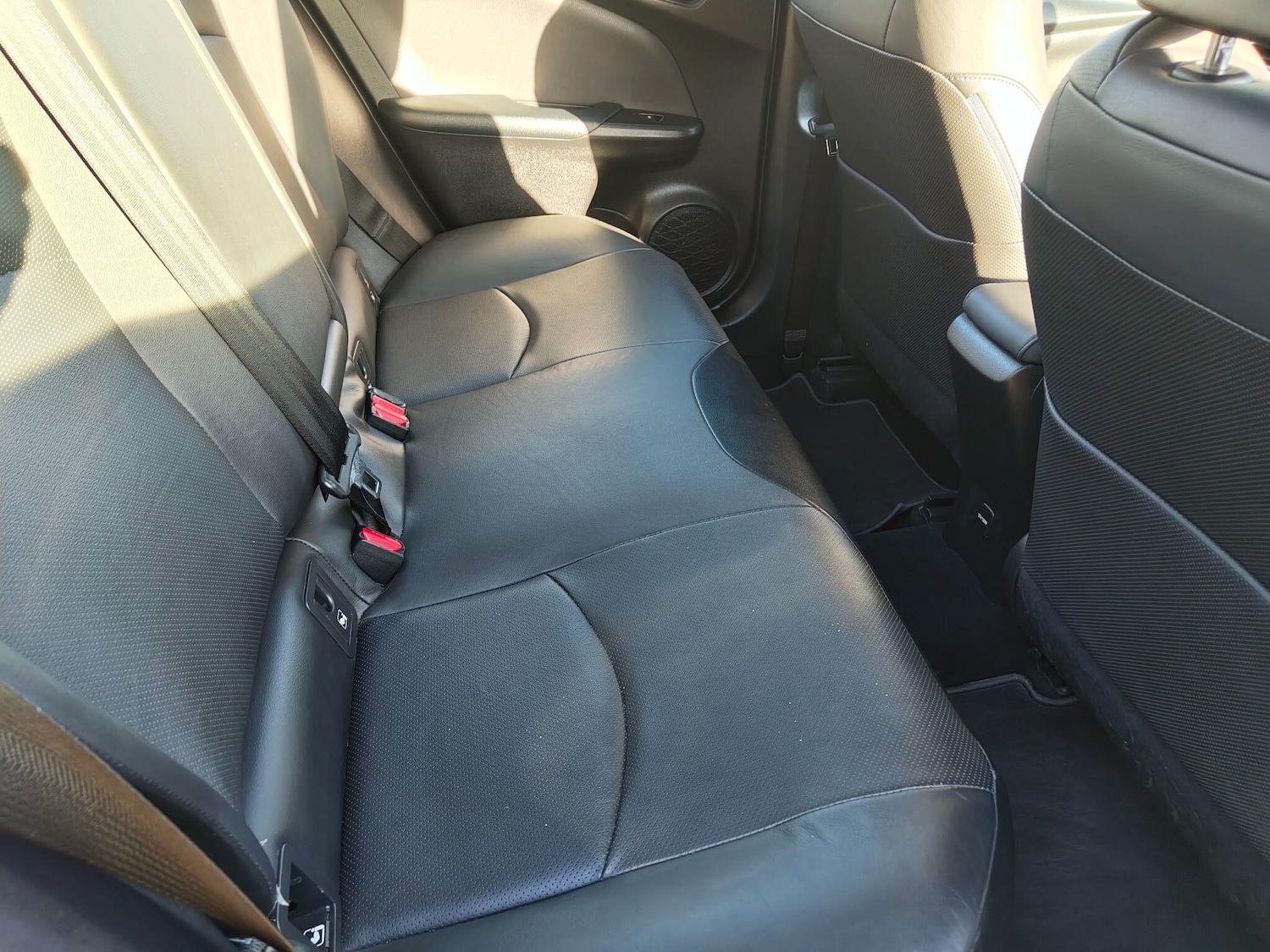 Used Toyota Prius 2018 for sale - 76360628: Photo 23