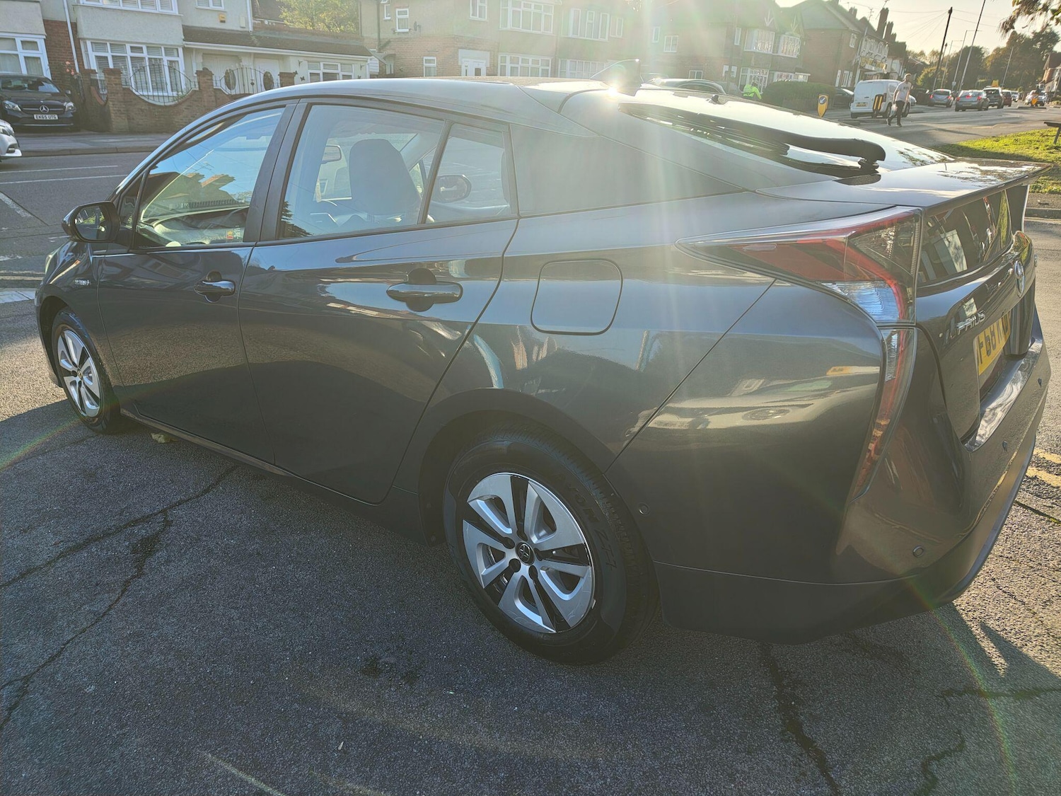 Used Toyota Prius 2018 for sale - 76360628: Photo 4