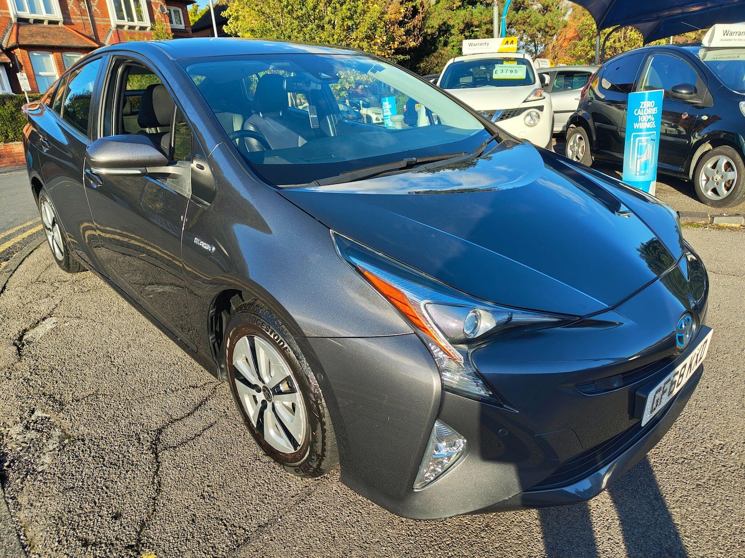 Used Toyota Prius 2018 for sale - 76360628: Photo 5