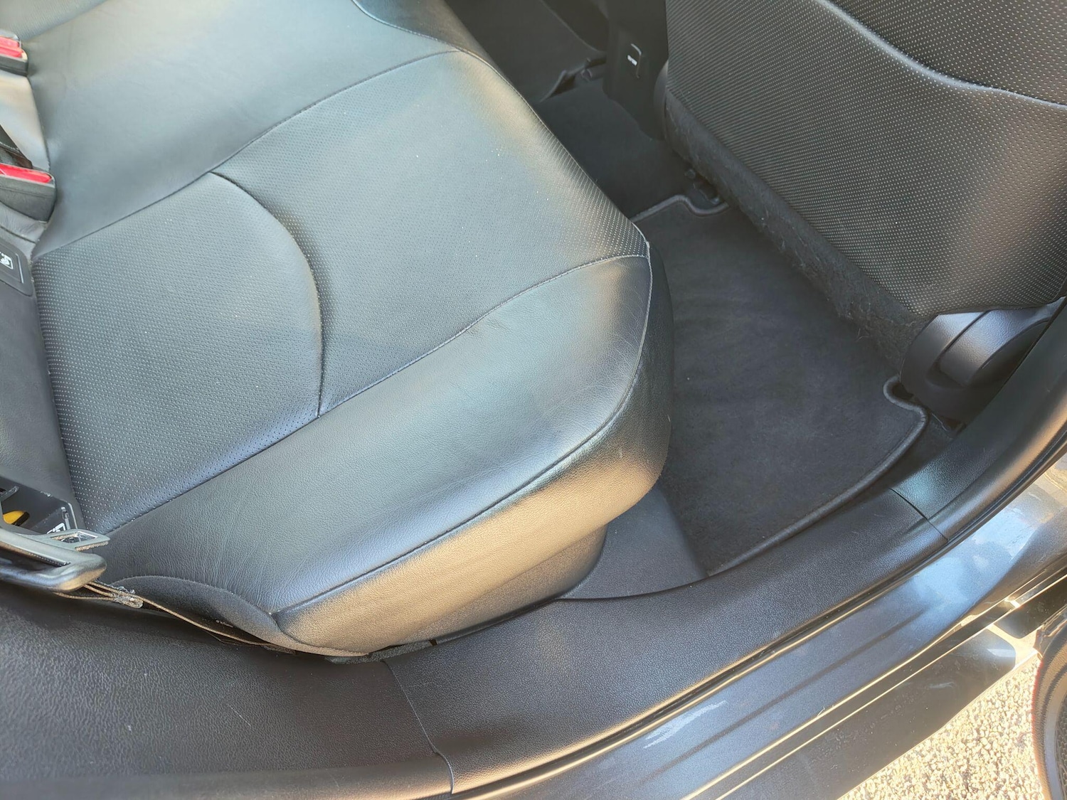 Used Toyota Prius 2018 for sale - 76360628: Photo 57