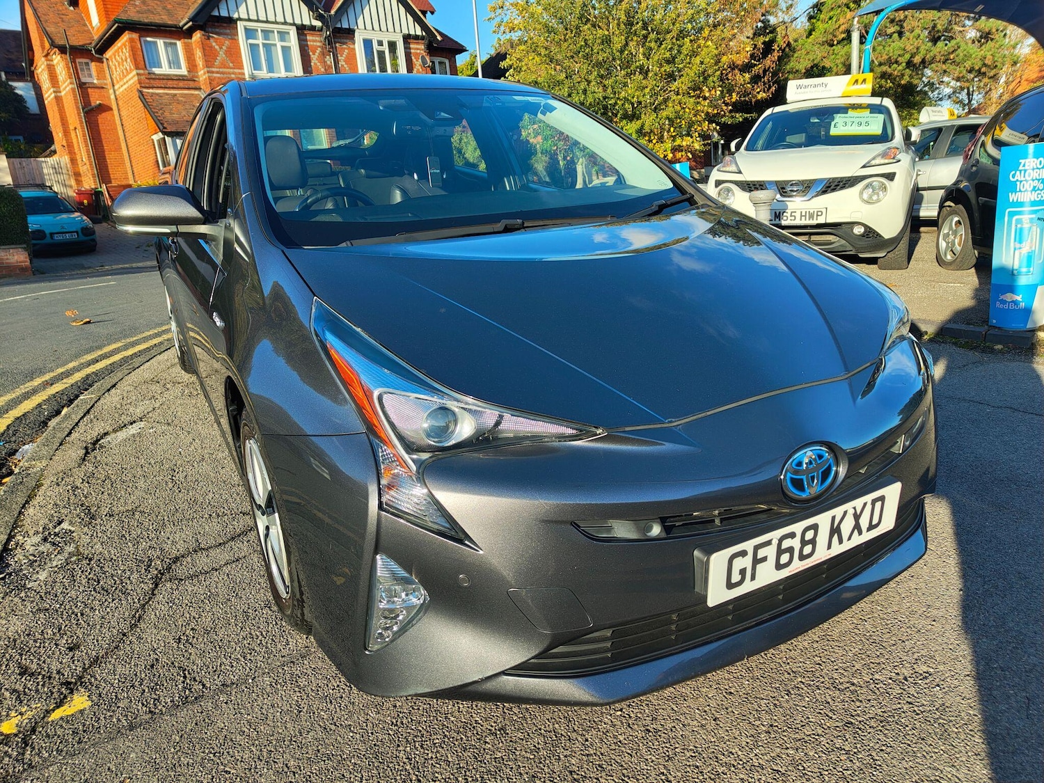 Used Toyota Prius 2018 for sale - 76360628: Photo 6
