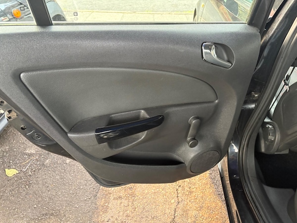 Used Vauxhall Corsa 2012 for sale - 76024652: Photo 15