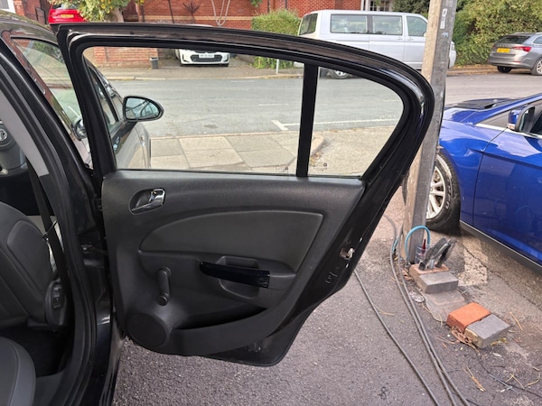 Used Vauxhall Corsa 2012 for sale - 76024652: Photo 16