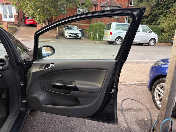 Used Vauxhall Corsa 2012 for sale - 76024652: Photo 19