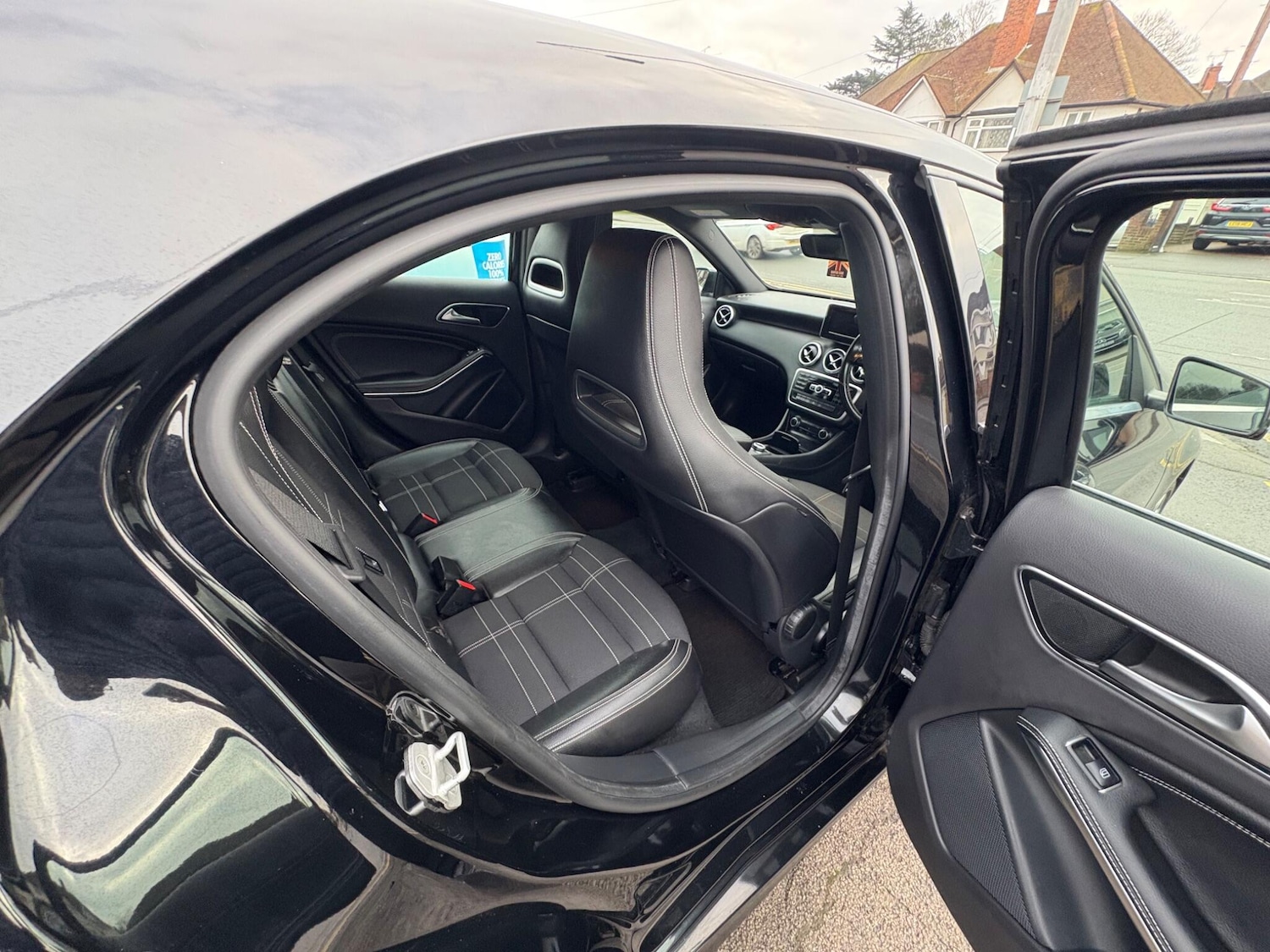 Used Mercedes-Benz A-Class 2014 for sale - 77029637: Photo 26