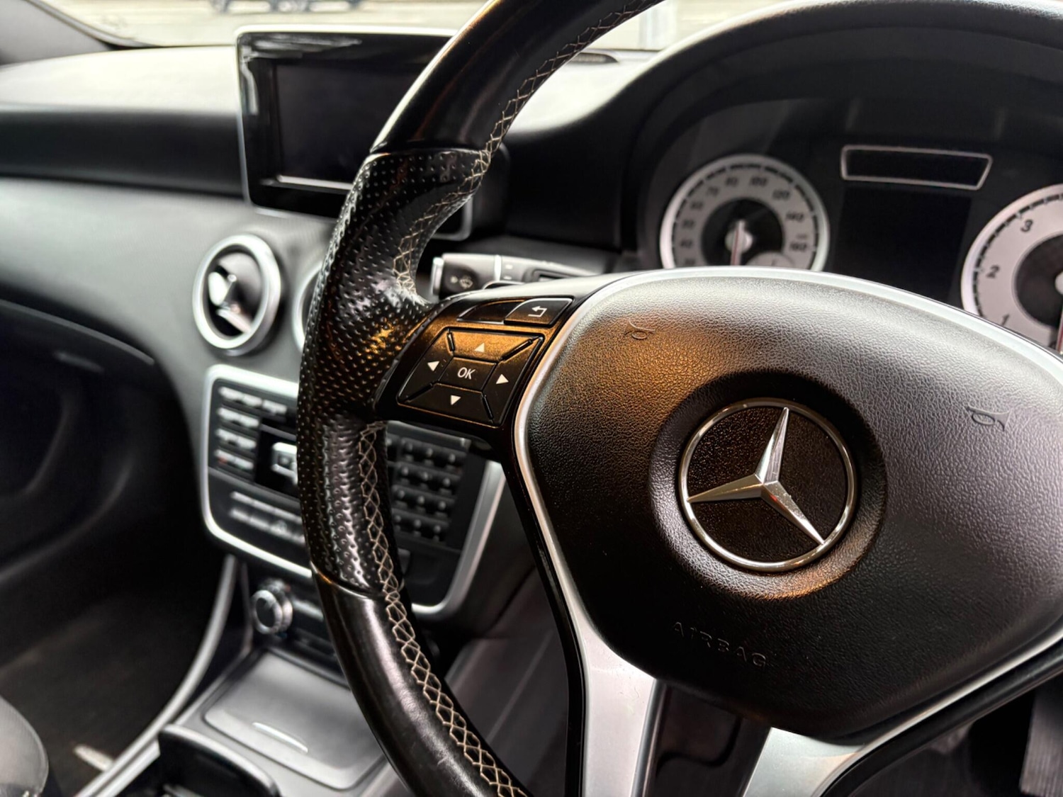 Used Mercedes-Benz A-Class 2014 for sale - 77029637: Photo 55