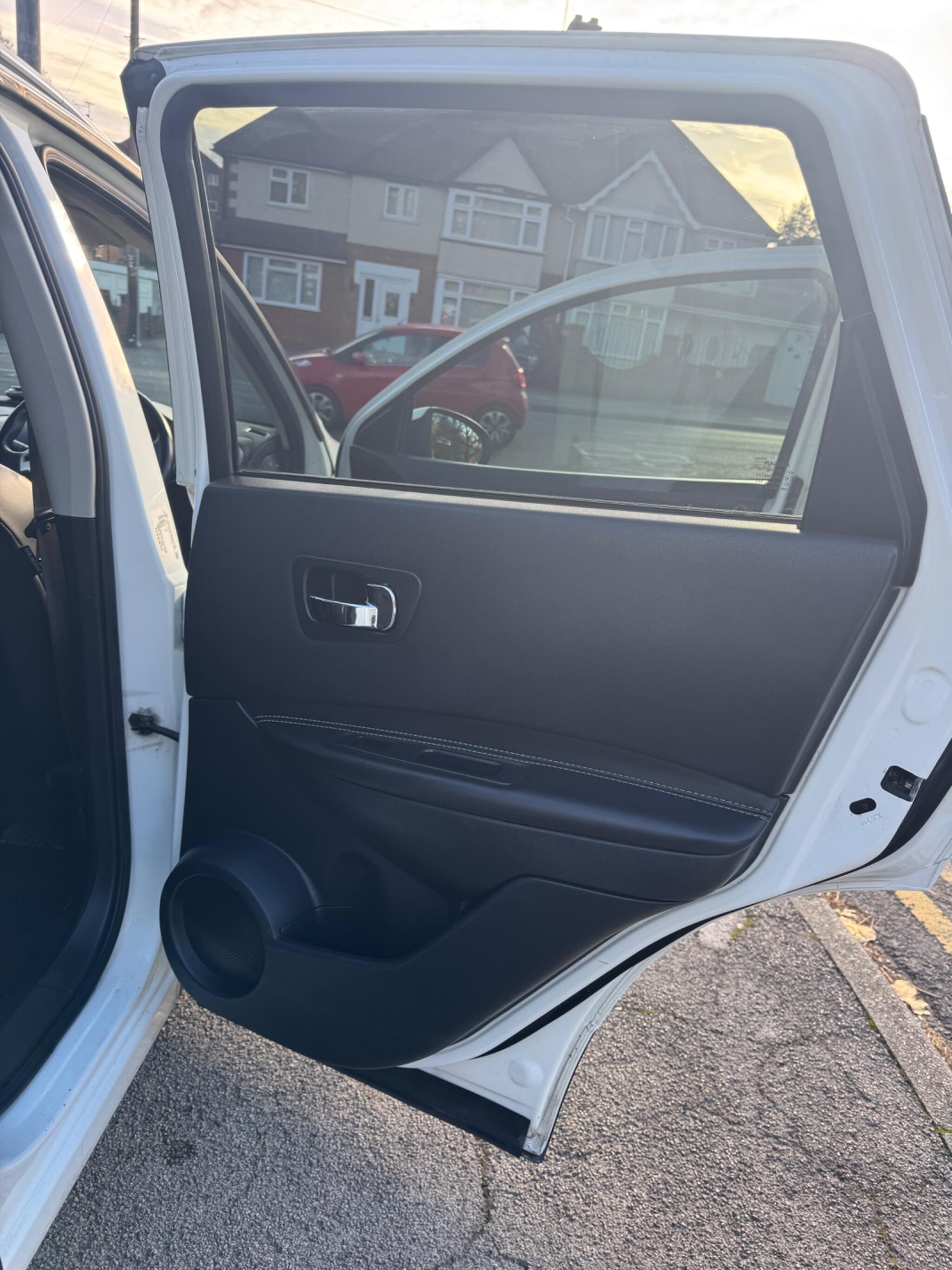 Used Nissan Qashqai 2012 for sale - 76472845: Photo 40