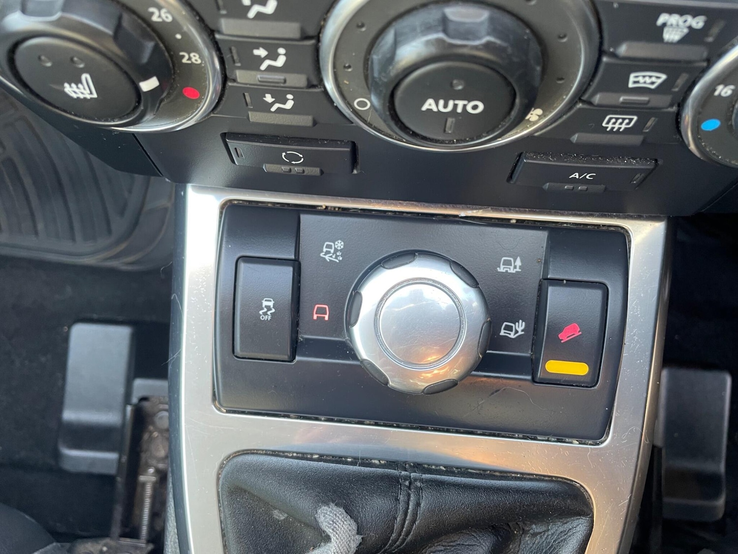 Used Land Rover Freelander 2012 for sale - 77074511: Photo 40