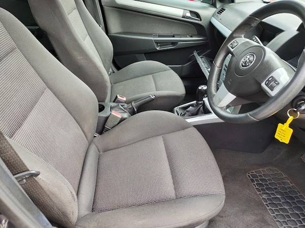 Used Vauxhall Astra 2009 for sale - 76200615: Photo 22