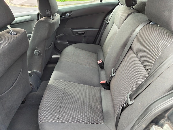 Used Vauxhall Astra 2009 for sale - 76200615: Photo 26