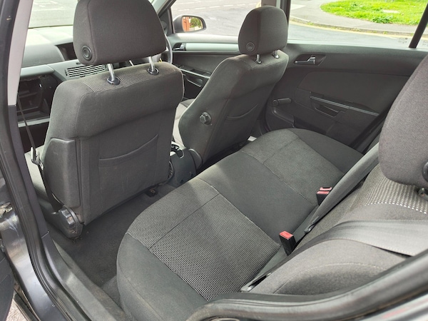 Used Vauxhall Astra 2009 for sale - 76200615: Photo 28