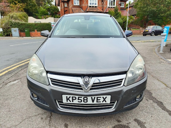 Used Vauxhall Astra 2009 for sale - 76200615: Photo 2