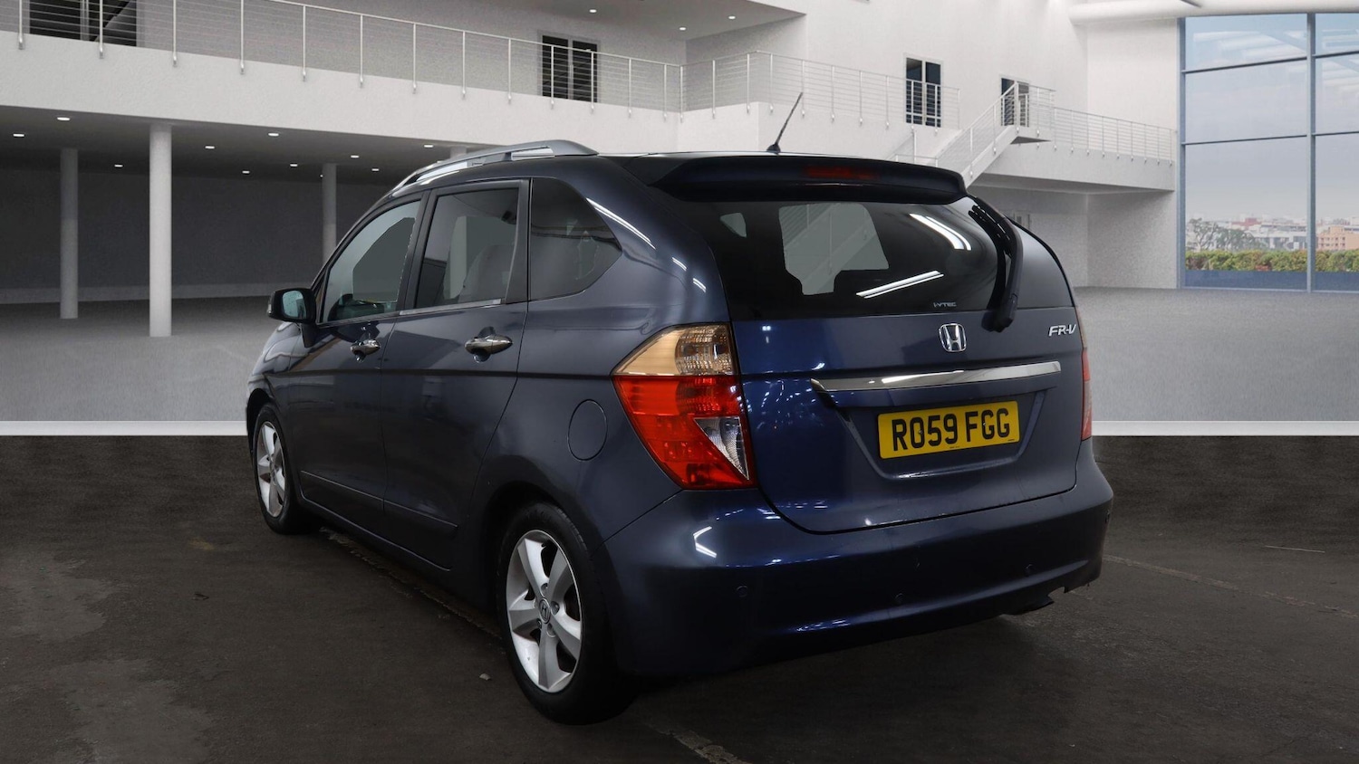 Used Honda FR-V 2009 for sale - 77387010: Photo 8