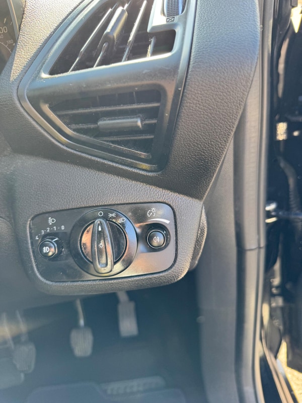Used Ford C-Max 2015 for sale - 76059661: Photo 38