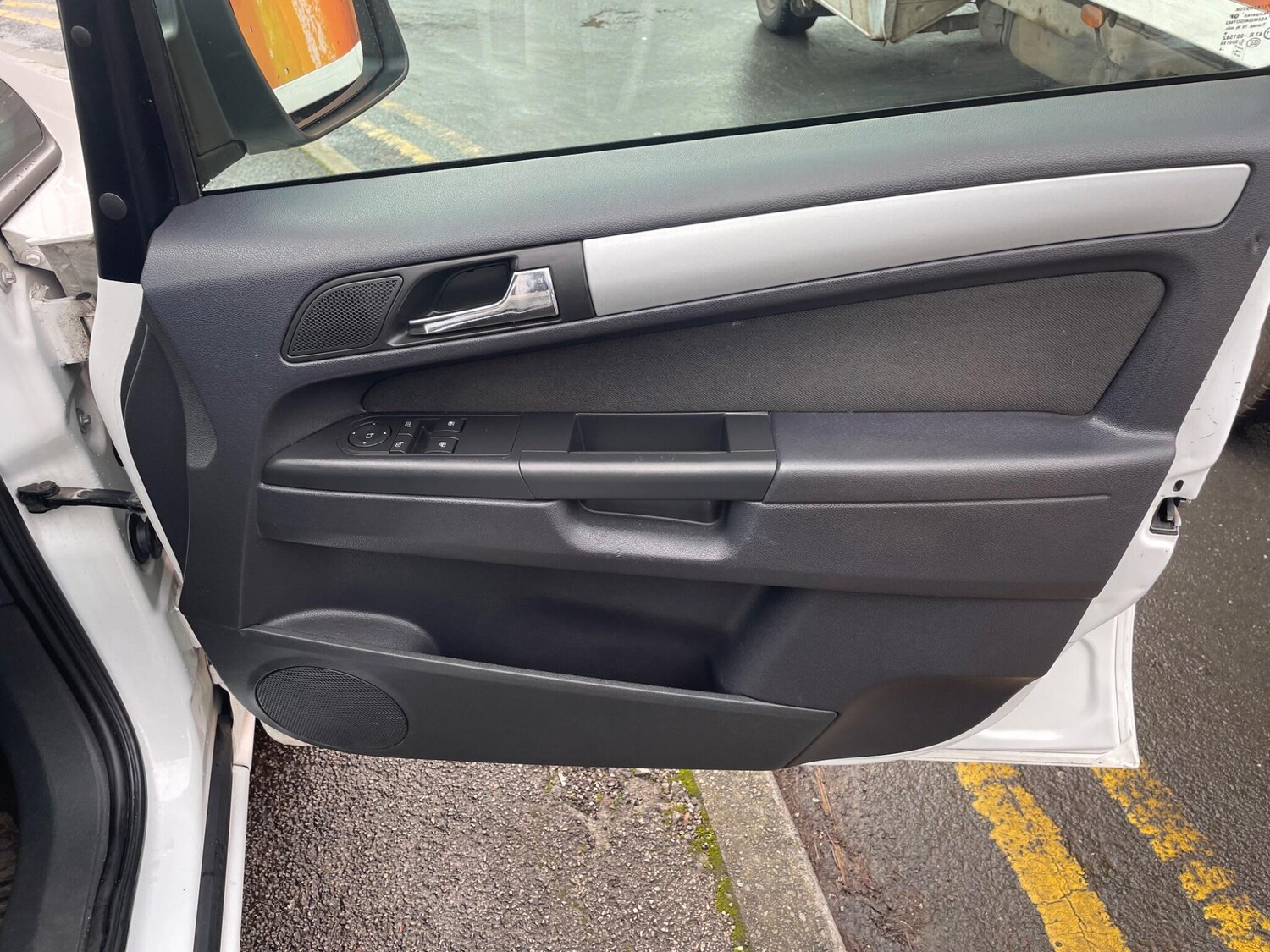 Used Vauxhall Zafira for sale - 77511455: Photo 35